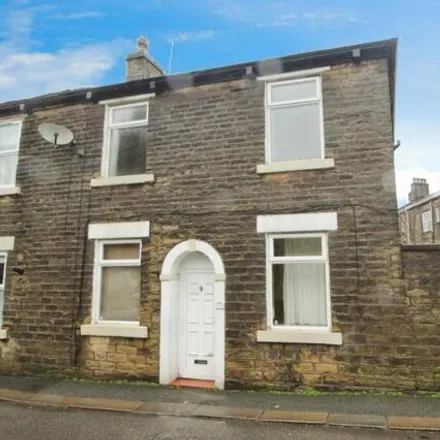 Buy this 2 bed house on St James in Hollincross Lane, Glossop