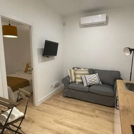 Rent this 1 bed apartment on Avenida de la Albufera in 19, 28038 Madrid
