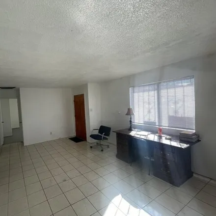 Image 6 - 599 Simpson Avenue, Socorro, NM 87801, USA - House for sale