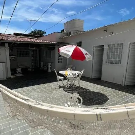 Buy this 6 bed house on Rua São Francisco de Assis in Vigilato Pereira, Uberlândia - MG