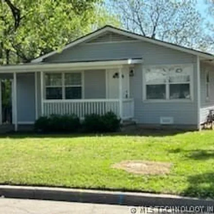 Buy this 3 bed house on 614 Southeast Greystone Avenue in Bartlesville, OK 74006