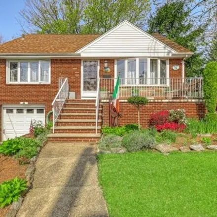 Buy this 4 bed house on 1069 Fairview Lane in Fort Lee, NJ 07024