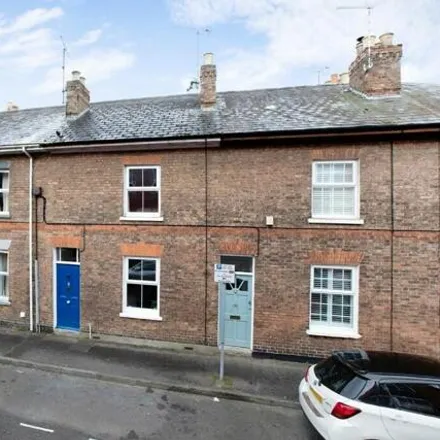 Buy this 3 bed townhouse on 5 Grove Terrace in Taunton, TA2 6HA