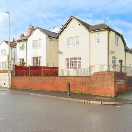 Buy this 4 bed house on 2 Monkmoor Road in Oswestry, SY11 2LB