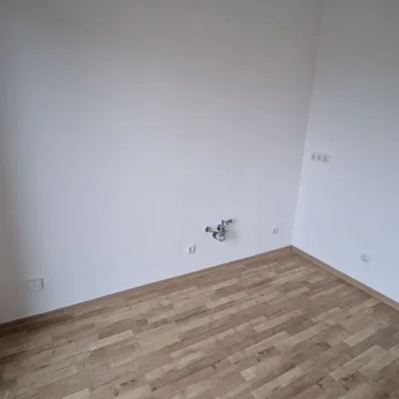 Rent this 2 bed apartment on Schmelzerstraße 3 in 06116 Halle (Saale), Germany