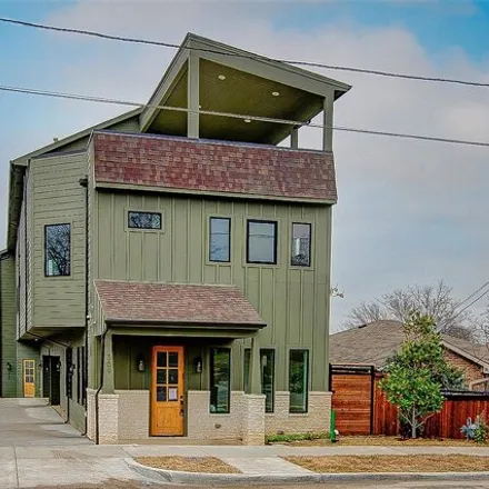 Rent this 3 bed house on 341 North Patton Avenue in Dallas, TX 75203