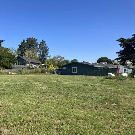 Buy this 3 bed house on 120 Queens Lane in Petaluma Center, Sonoma County