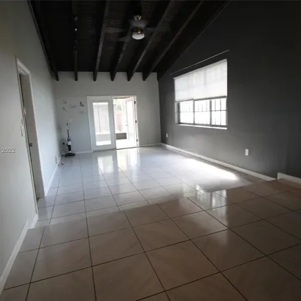 Image 8 - 10398 Orange Court, Pembroke Pines, FL 33026, USA - Loft for rent