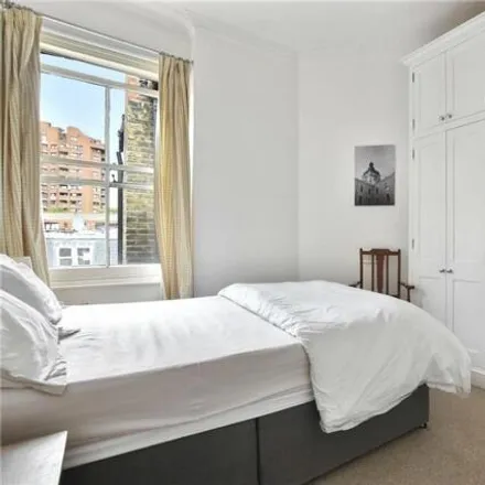Image 6 - Cornwall Mansions, Cremorne Road, Lot's Village, London, SW10 0ND, United Kingdom - Apartment for rent