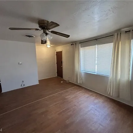 Image 5 - 2498 North Bruce Street, North Las Vegas, NV 89030, USA - House for rent