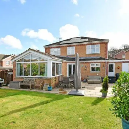 Image 1 - 17 Periwood Lane, Sheffield, S8 0HP, United Kingdom - House for sale