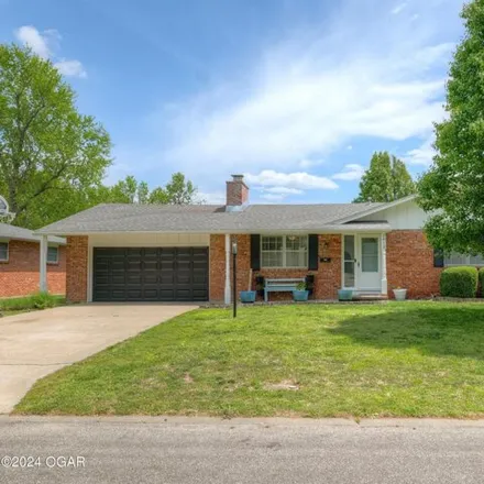 Buy this 3 bed house on 2849 Massachusetts Avenue in Sunnyvale, Joplin