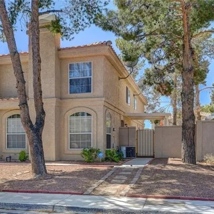 Image 2 - 2803 Misty Grove Drive, Henderson, NV 89074, USA - House for rent