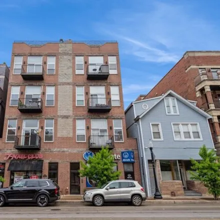 Buy this 2 bed condo on 1452-1454 West Fullerton Avenue in Chicago, IL 60614