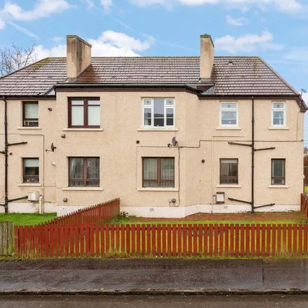 Rent this 2 bed apartment on Riddochhill Crescent in Blackburn, EH47 7LE