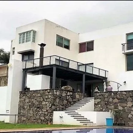 Buy this 4 bed house on Paseo del Palomar in El Palomar, 45643 Región Centro