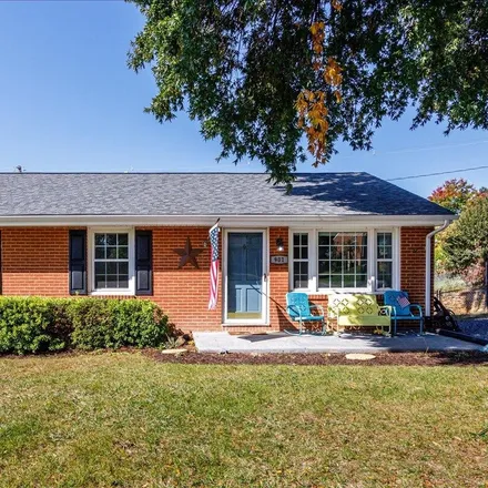 Buy this 3 bed house on 901 Dominion Lane in Salem, VA 24153