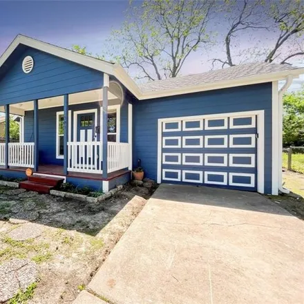 Buy this 3 bed house on 513 William Avenue in Baytown, TX 77520