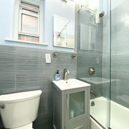 Image 5 - 415 East 80th Street, New York, NY 10075, USA - Apartment for sale