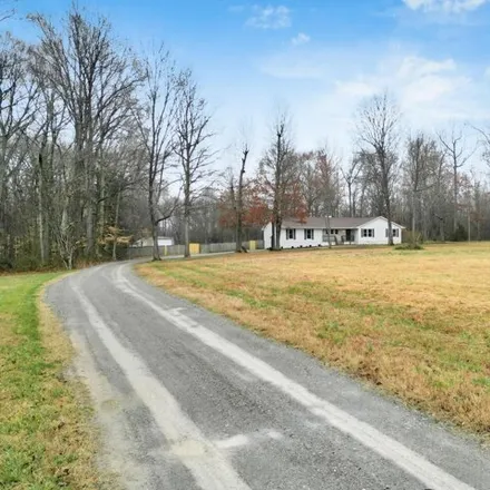 Image 8 - 1021 Lowell Bond Road, Pleasant View, Cheatham County, TN 37035, USA - House for sale