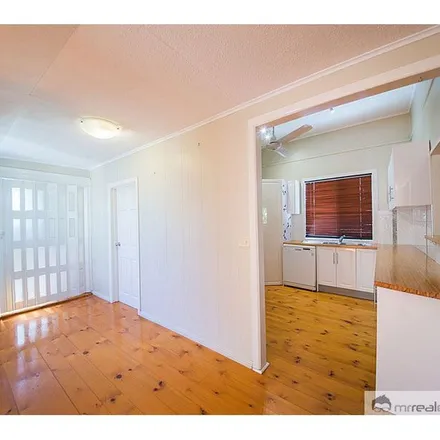 Rent this 3 bed apartment on Murray Street in Allenstown QLD 4700, Australia