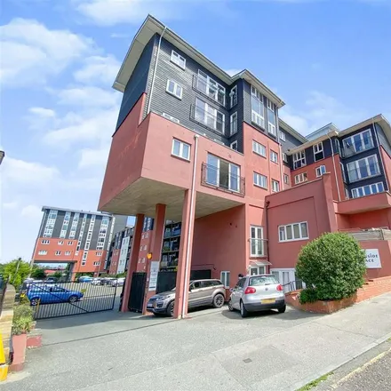 Rent this 2 bed apartment on Golden Jubilee Way in Wickford, SS11 8AW