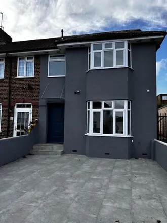 Buy this 4 bed house on Saint Andrews Road in London, W3 7NF