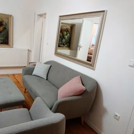 Rent this 3 bed apartment on Obere Karlstraße 6 in 91054 Erlangen, Germany