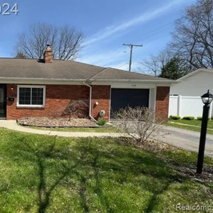 Buy this 2 bed house on 1174 Jefferson Street in Lapeer, MI 48446
