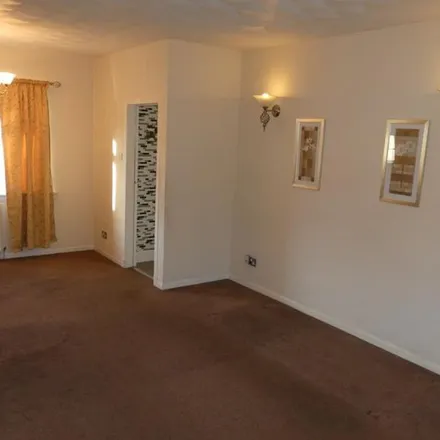 Image 3 - Grantlea Grove, Barrachnie, Glasgow, G32 9JW, United Kingdom - Apartment for rent