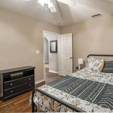 Image 1 - Lubbock, TX - House for rent