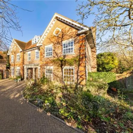 Buy this 6 bed house on 18 Madingley Road in Cambridge, CB3 0EE