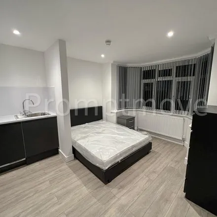 Rent this studio apartment on Stanford Road in Luton, LU2 0PZ