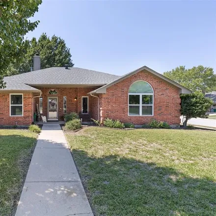 Buy this 3 bed house on 702 Montana Court South in Keller, TX 76248