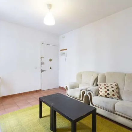 Image 7 - Paseo de la Reina Cristina, 24, 28014 Madrid, Spain - Apartment for rent