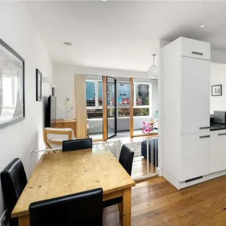 Image 1 - Cotherstone Court, 25 Mint Street, London, E2 6FY, United Kingdom - Apartment for sale