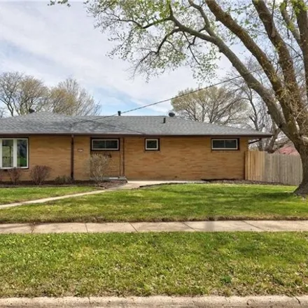 Image 1 - 2677 Sherwood Drive, Des Moines, IA 50310, USA - House for sale