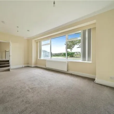 Image 4 - Hillside, 40 Bar Hill, Crewe Green, CW3 9QD, United Kingdom - House for rent
