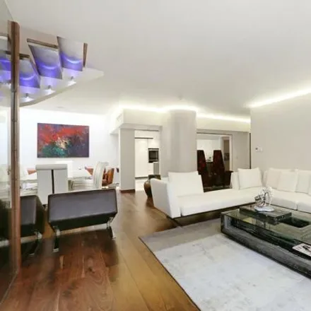 Rent this 4 bed room on 193 Queen's Gate in London, SW7 5EZ