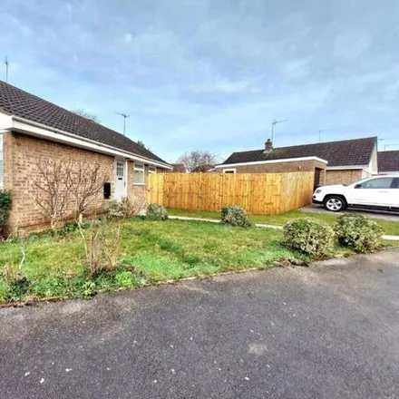 Buy this 2 bed house on Dowthorpe Hill in Earls Barton, NN6 0PB