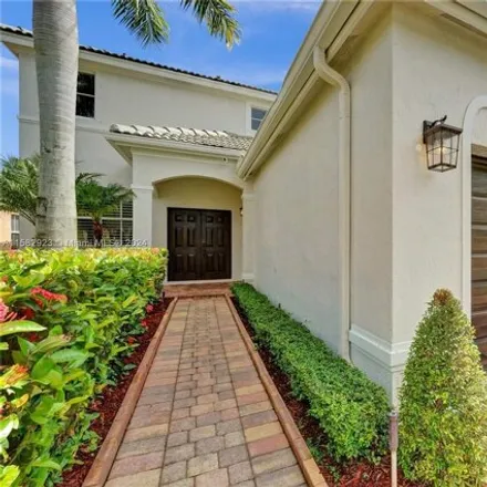 Rent this 4 bed house on 1765 Aspen Lane in Weston, FL 33327