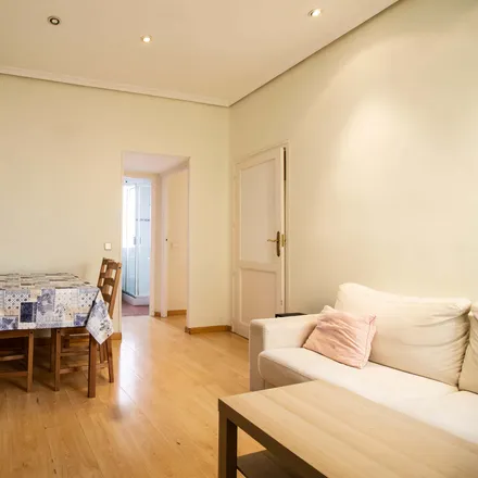 Rent this 2 bed apartment on Calle de Garcilaso in 4, 28010 Madrid