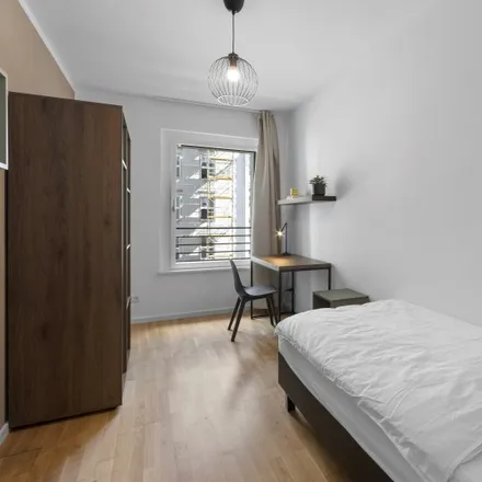 Rent this 5 bed room on Kontorhaus-Mitte in Kronenstraße, 10117 Berlin