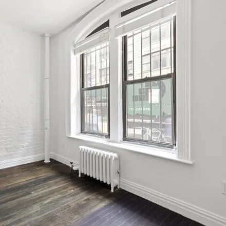 Image 3 - 28 West 26th Street, New York, NY 10010, USA - House for rent
