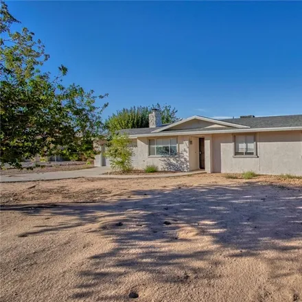 Image 3 - 21150 Matawan Road, Apple Valley, CA 92308, USA - House for sale