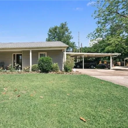 Image 2 - 218 Ormond Oaks Dr, Destrehan, Louisiana, 70047 - House for sale