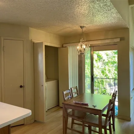 Image 7 - 12200 Overbrook Ln Apt 25C, Houston, Texas, 77077 - Condo for rent