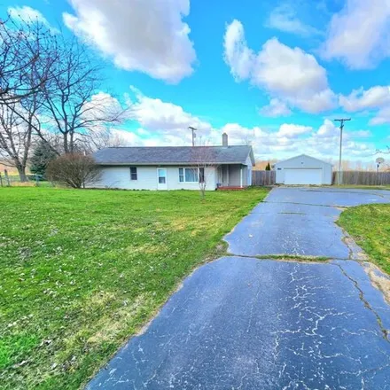 Image 1 - 7331 Frankenmuth Road, Tuscola Township, Tuscola County, MI 48768, USA - House for sale