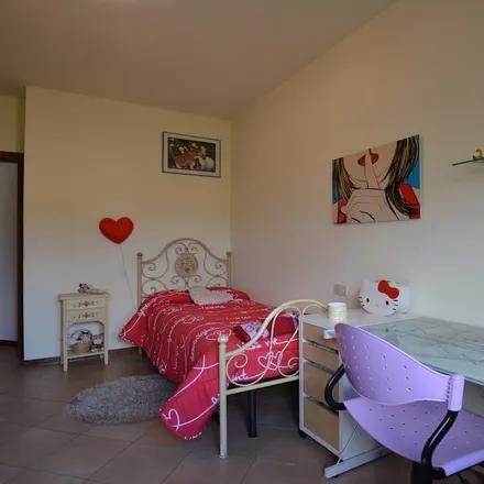 Rent this 3 bed house on 55054 Massarosa LU
