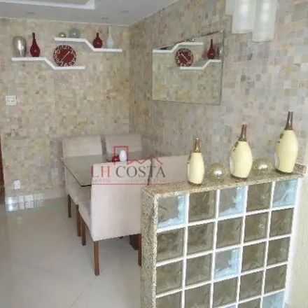 Buy this 2 bed apartment on Avenida Professor João Brasil in Fonseca, Niterói - RJ